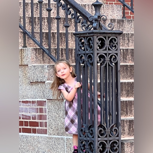 🌷Meet your Posher🌷 Yvonne - Picture 7 of 15